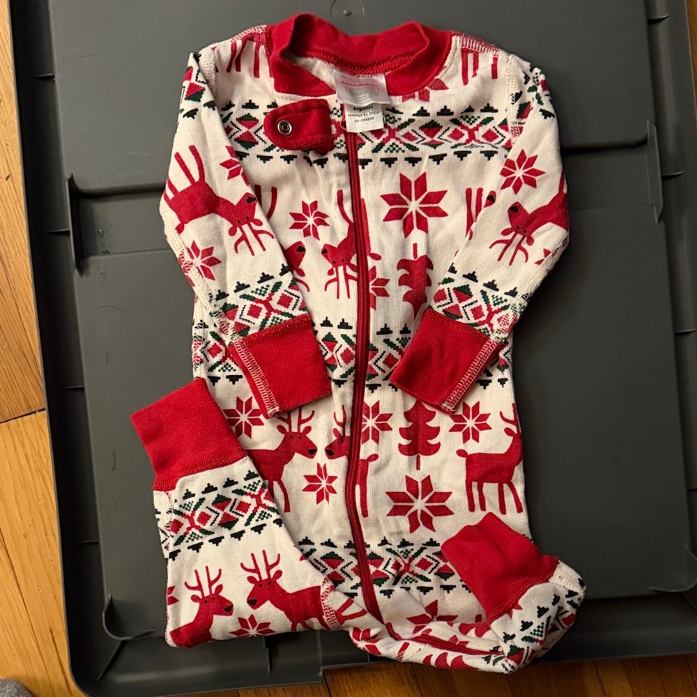 Hannah Andersson 6-12mo Reindeer zippy